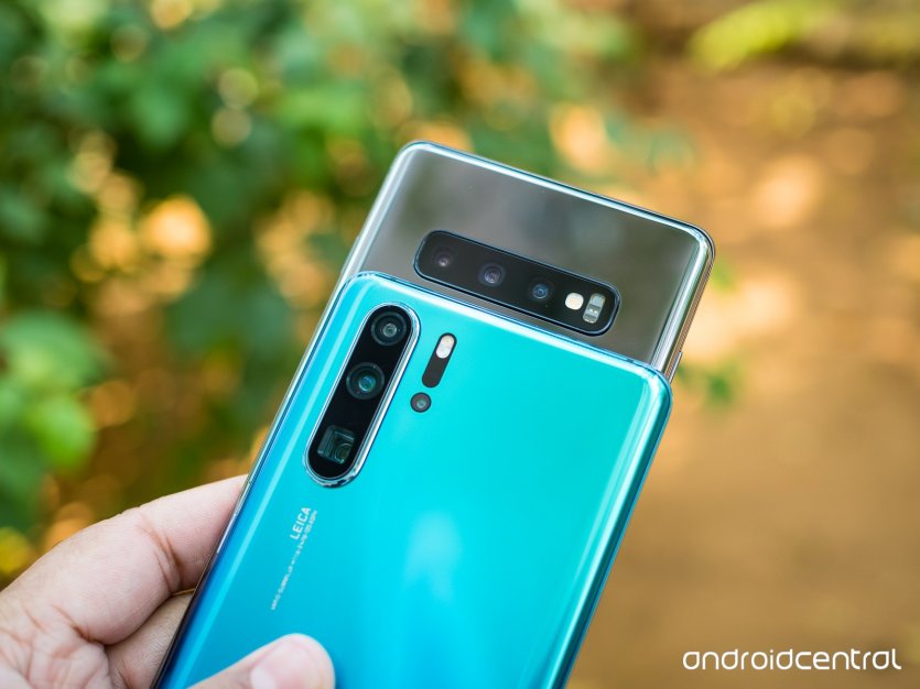 گلکسی +S10 و P30 Pro، دو گوشی با بیشترین قابلیت‌های پیشرفته در بازار گوشی‌های اندروید